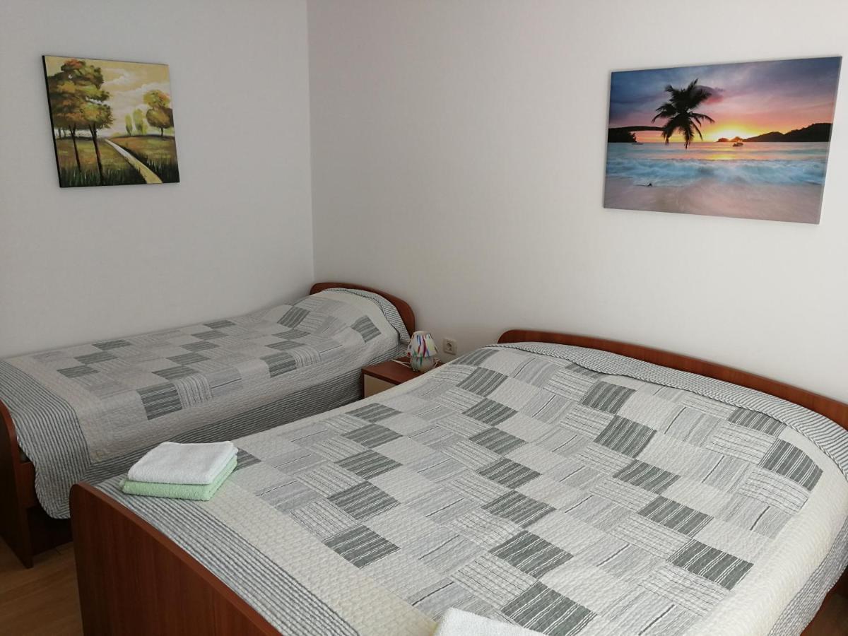Apartmani Ban Omisalj Bagian luar foto