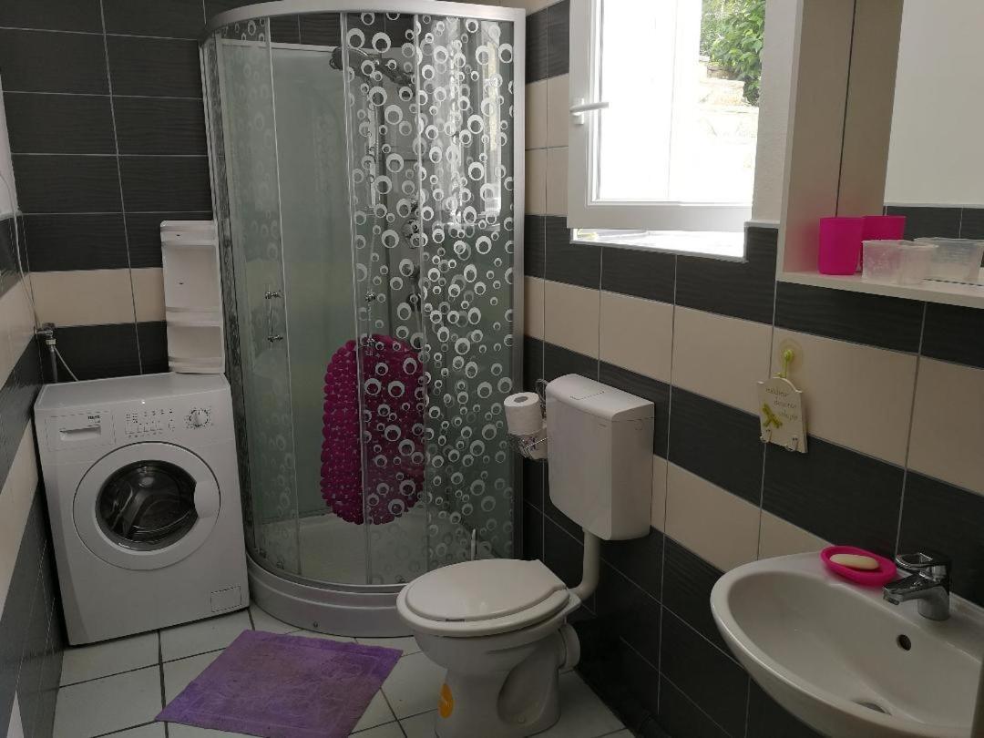 Apartmani Ban Omisalj Bagian luar foto