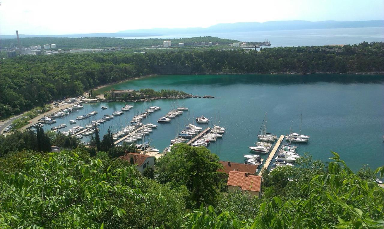 Apartmani Ban Omisalj Bagian luar foto